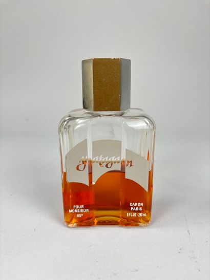 CARON - (1957-1976)
Assortiment composé de...