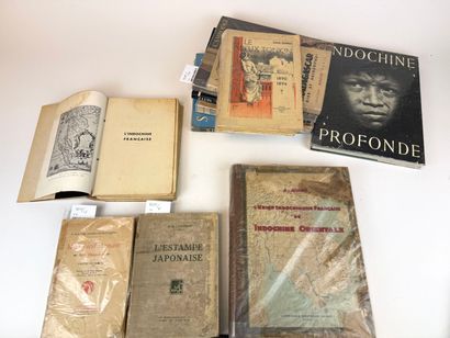 [DOCUMENTATION INDOCHINE ET DIVERS]
 Ensemble...