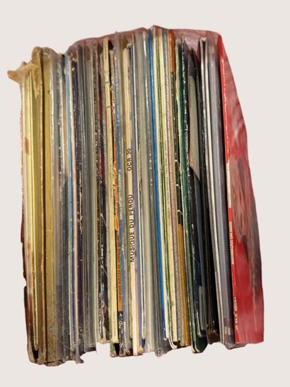 Lot de Vinyles 33 tours comprenant : Madonna,...