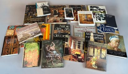 CATALOGUES D'EXPOSITION - DOCUMENTATION D'ART
Environ...