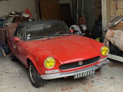 FIAT 124 Sport Spider 124BS1

Numéro de série...