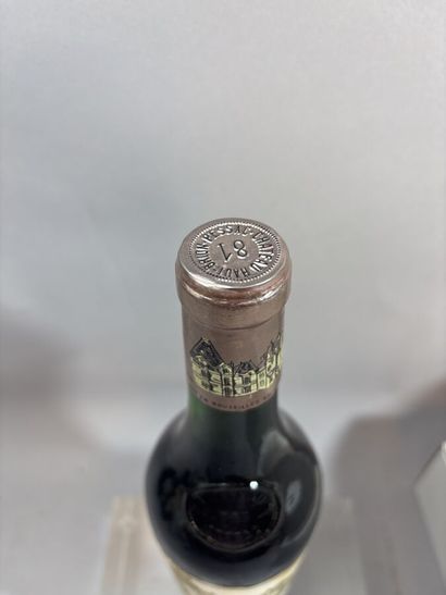 1 Bouteille, Château HAUT BRION 1981 - 1er...