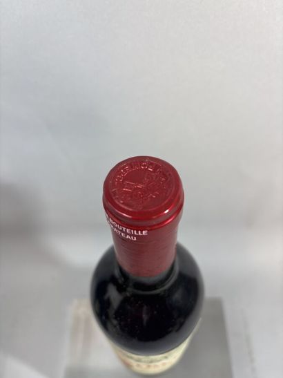 1 Bouteille, PETRUS 1987 - Pomerol 

Niveau...