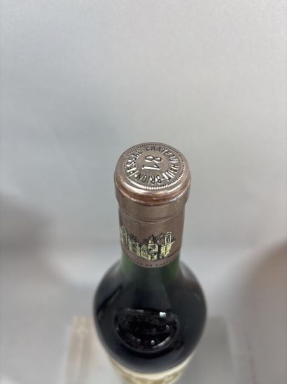 1 Bouteille, Château HAUT BRION 1981 - 1er...