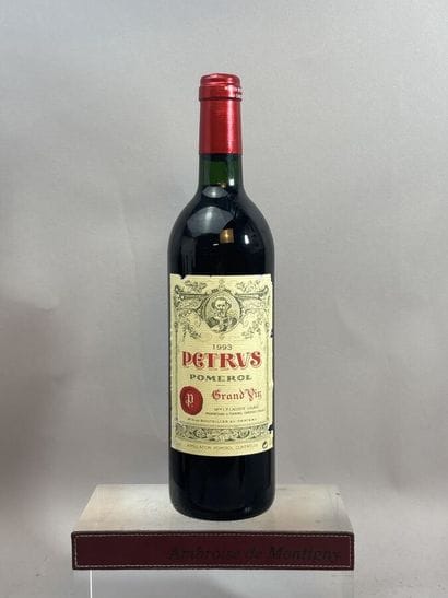 1 Bouteille, PETRUS 1993 - Pomerol 

Étiquette...
