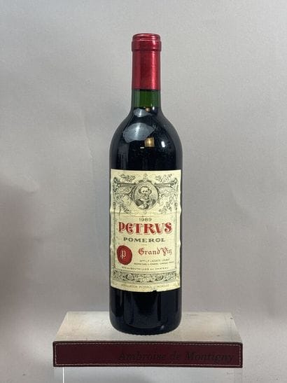 1 Bouteille, PETRUS 1989 - Pomerol 

Étiquette...