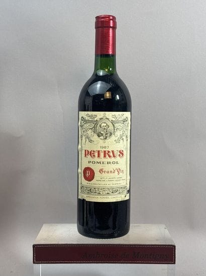 1 Bouteille, PETRUS 1987 - Pomerol 
Étiquette...
