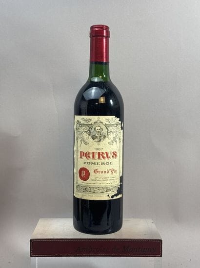 1 Bouteille, PETRUS 1987 - Pomerol 
Étiquette...
