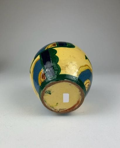 [CERAMICS]
Set of three ceramics comprising:...