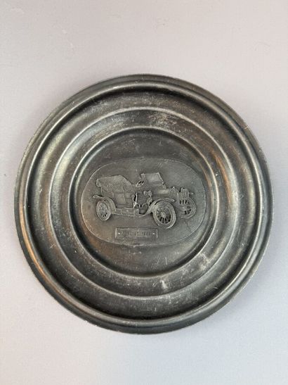 [Silver plated metal]
Silver plated metal...