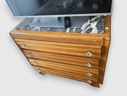 Light oak chest of drawers with fluted decoration,...