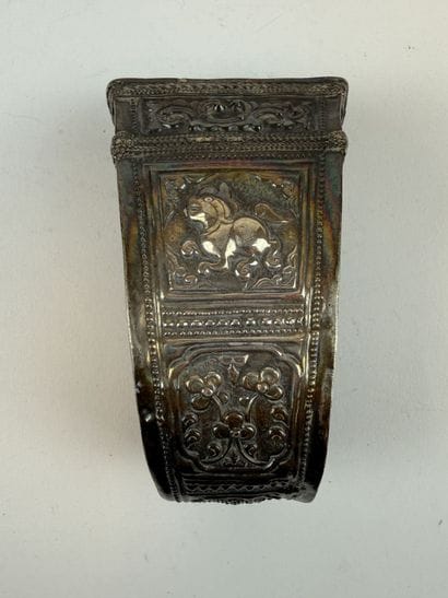 MIDDLE EAST
Foreign silver cornucopia decorated...