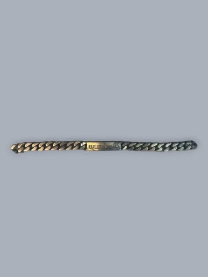 [JEWELRY]
Set of silver jewelry including:...