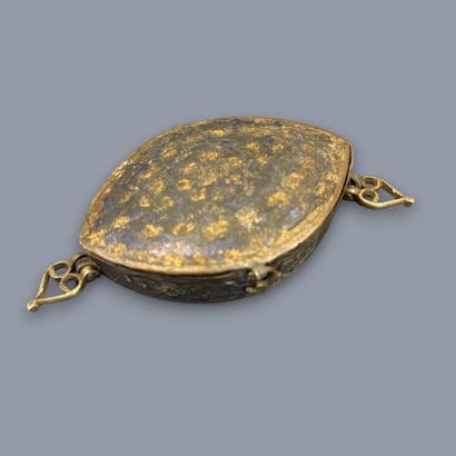 MIDDLE EAST
Antique 800°/°° silver vessel...