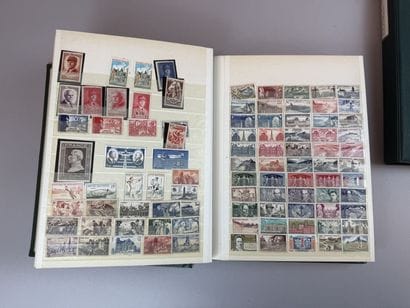 [STAMPS]
Set of French stamp albums including:...