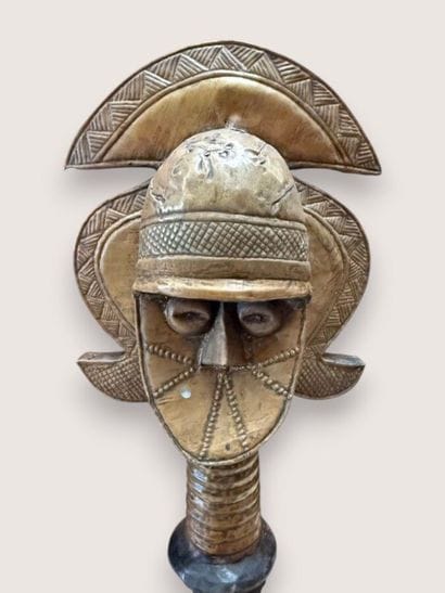 [AFRICAN ART]
Set consisting of: 
- Large...