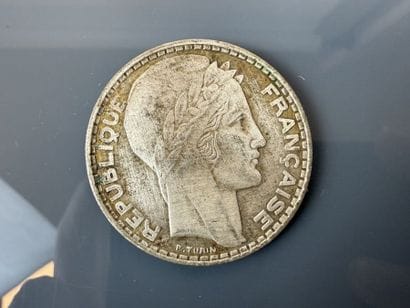 [COINS]
Lot of silver coins including 50-franc...