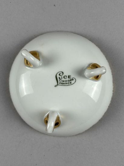 LIMOGES - FRANCE 
Small tripod porcelain...