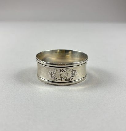 Three 950°/°° silver napkin rings.
Weight:...