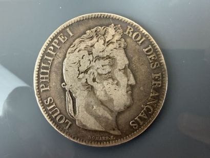 [COINS]
Lot of silver coins including 50-franc...