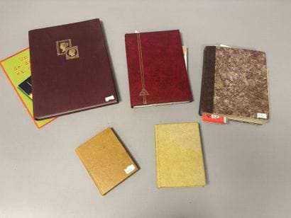 [STAMPS]
Set of 5 stamp albums and loose...