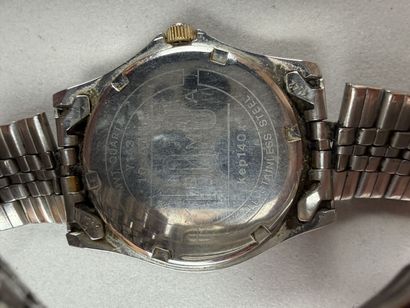 [WATCHES]
Lot includes:
- SEIKO, silver plated...