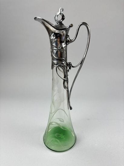 [GLASS & CERAMICS]
Set consisting of: 
-...