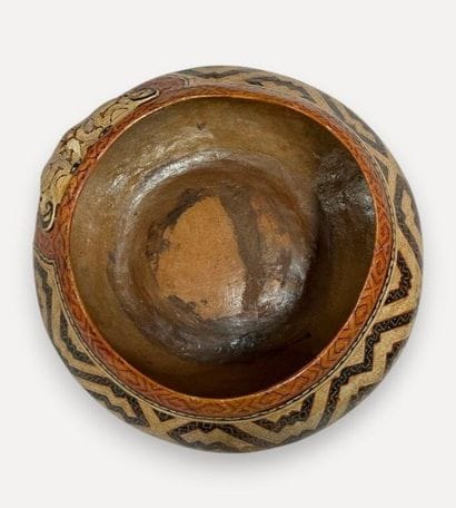 Glazed terracotta bowl with polychrome decoration...