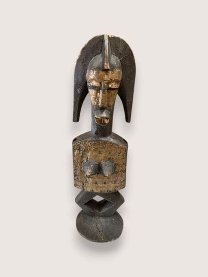 [AFRICAN ART]
Set consisting of: 
- Large...