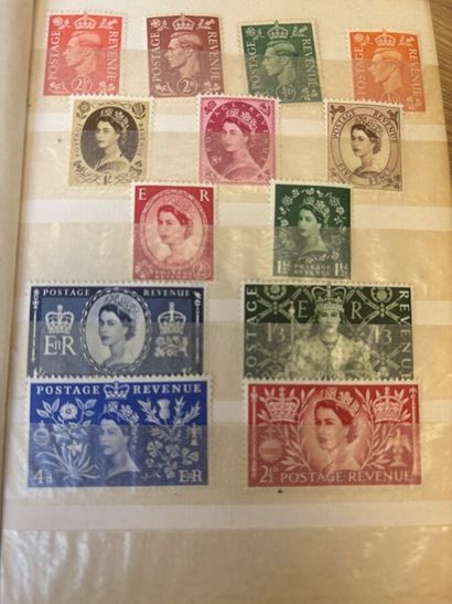 [STAMPS]
Set of 5 stamp albums and loose...