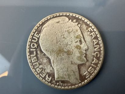 [COINS]
Lot of silver coins including 50-franc...