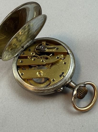 Set of two watches consisting of: 
- An 800°/°°...