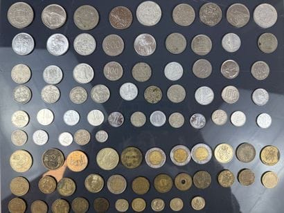 [COINS]
Lot of silver coins including 50-franc...