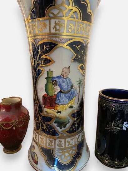 [CERAMICS]
Set including: 
- Two small baluster...