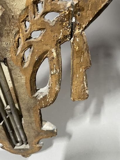 PARIS - 18TH CENTURY
Carved and gilded wooden...
