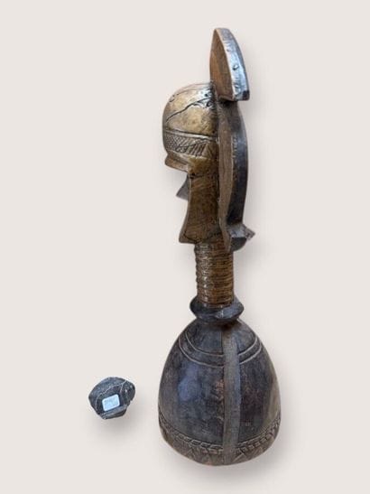 [AFRICAN ART]
Set consisting of: 
- Large...