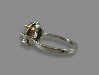 [TRINKETS]
Set of metal and gold-plated metal...