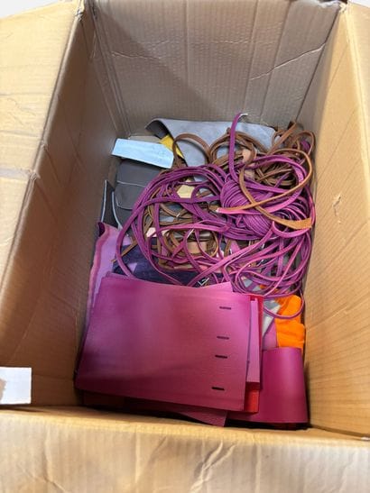 [LEATHER HANDLE]
Box containing assorted...