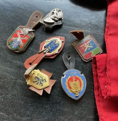 [MEDALS]
Extensive collection of medals and...