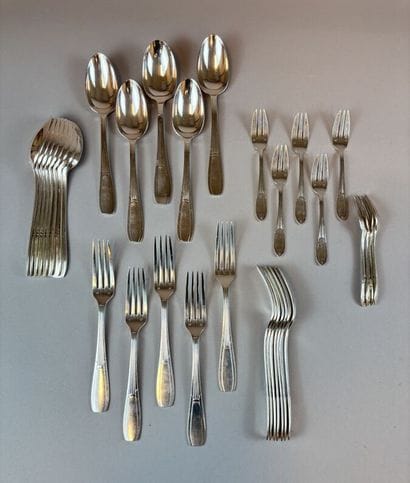 SFAM
Art Deco-style silver plated cutlery...