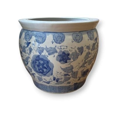 CHINA
Set of two porcelain planters with...