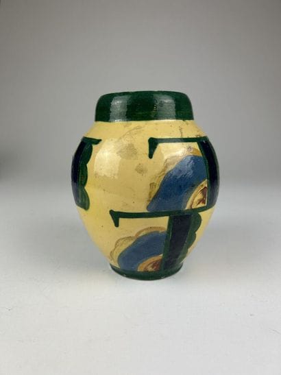 [CERAMICS]
Set of three ceramics comprising:...