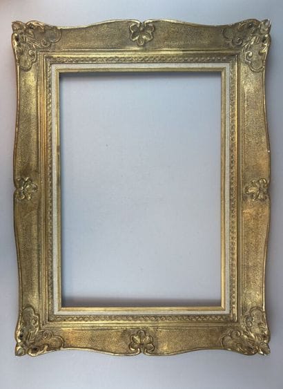 [FRAMES]
Set of 7 frames and moldings made...