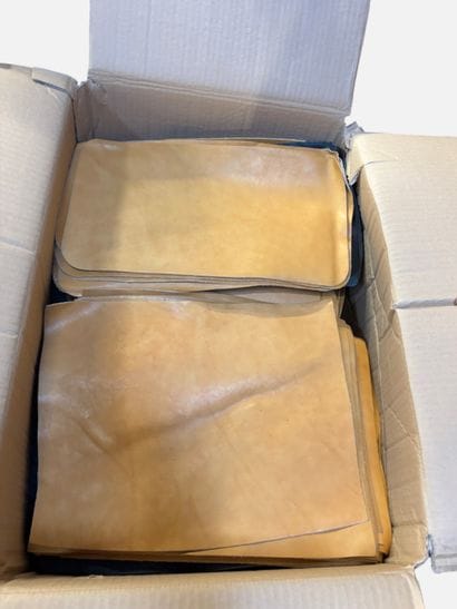 [LEATHER HANDLE]
Box containing assorted...