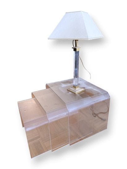 [FURNITURE]
Set of furniture including:
-...