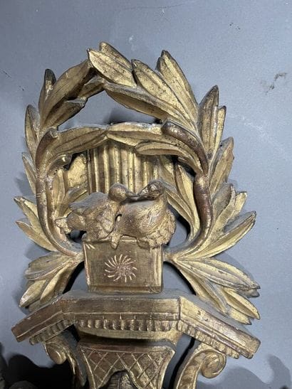 PARIS - 18TH CENTURY
Carved and gilded wooden...