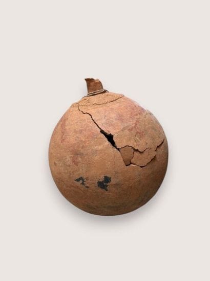 [AFRICAN ART]
Set consisting of: 
- Large...