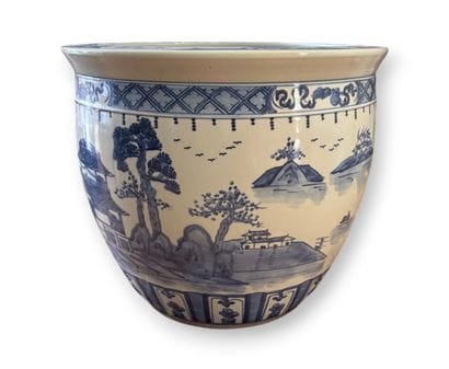 CHINA
Set of two porcelain planters with...
