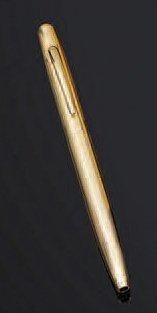 Stylo bille SHEAFFER en or massif 14 carats,...