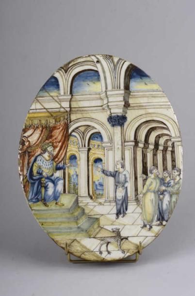 SIENNE
Belle plaque ovale en faience, à décor...